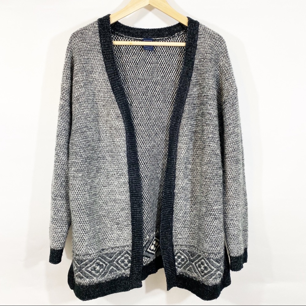 GAP Gray and Black Women's Cardigan